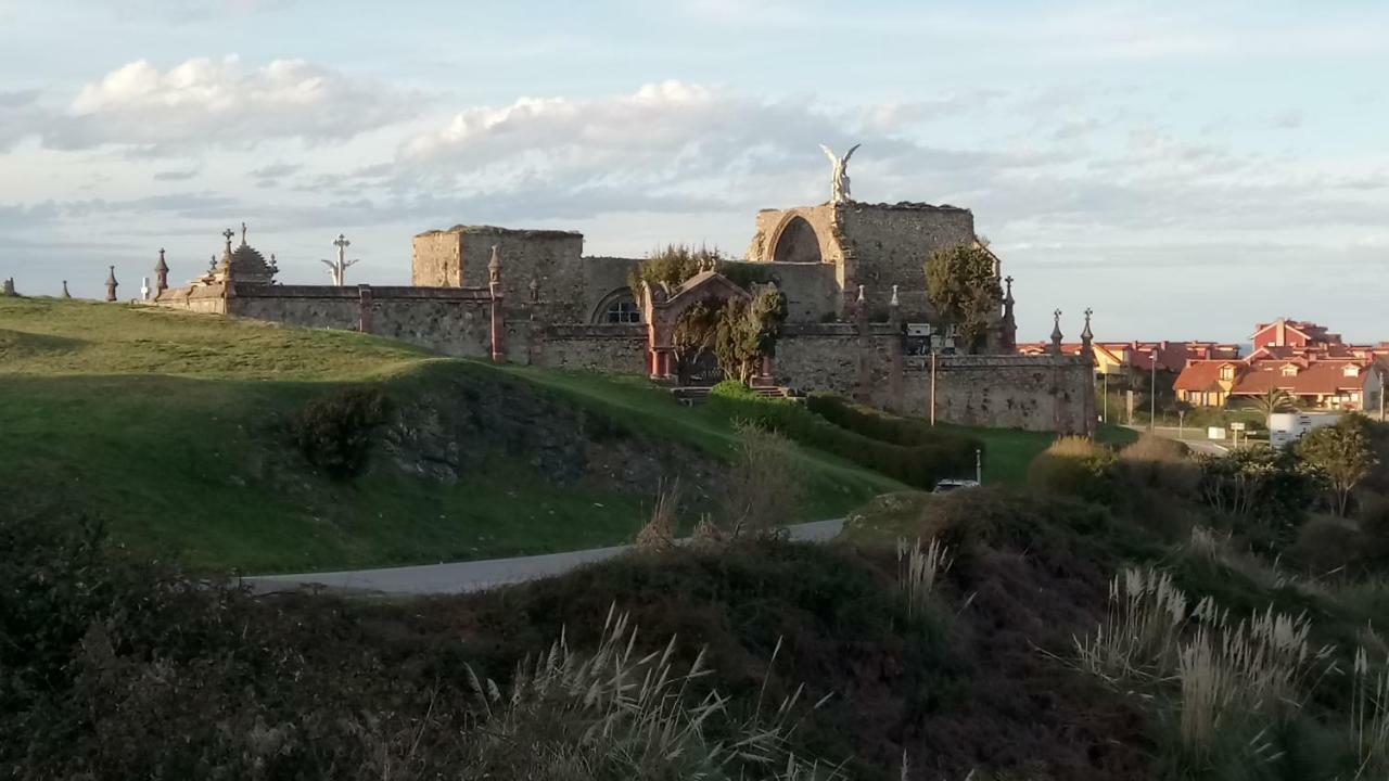 柯米拉斯Casa Santiago公寓 外观 照片